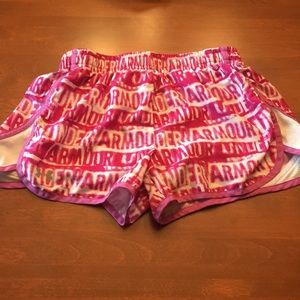 Women’s Under Armour Shorts XS